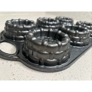 Nordic Ware Shortcake Baskets Pan 6 Cup Mini Cake Muffin Mold
